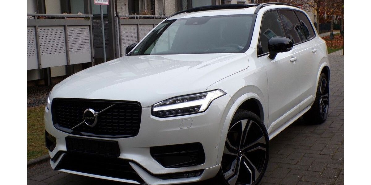 Volvo XC90 96.000 km 43.940 &euro; Düsseldorf 40468