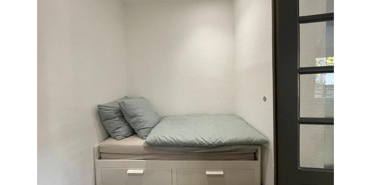 Erdgeschoßwohnung Wuppertal Arrenberg - 2.5 Zimmer, 72 m&sup2;, 1.250&euro; | Angebot:27626213