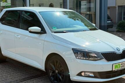Skoda Fabia 52.731 km 10.900 &euro; Wuppertal 42289