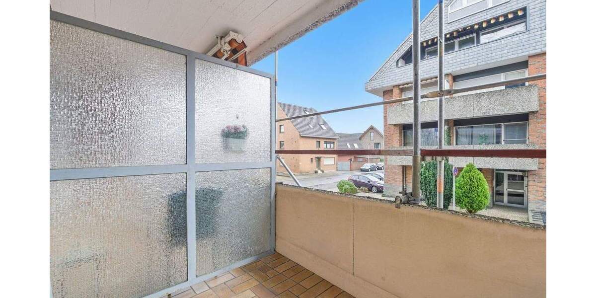 Etagenwohnung Dormagen Straberg - 3 Zimmer, 73 m&sup2;, 217.000&euro; | Angebot:24390634