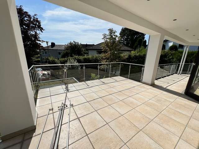 Etagenwohnung Overath - 6 Zimmer, 245 m&sup2;, 881.800&euro; | Angebot:24627019