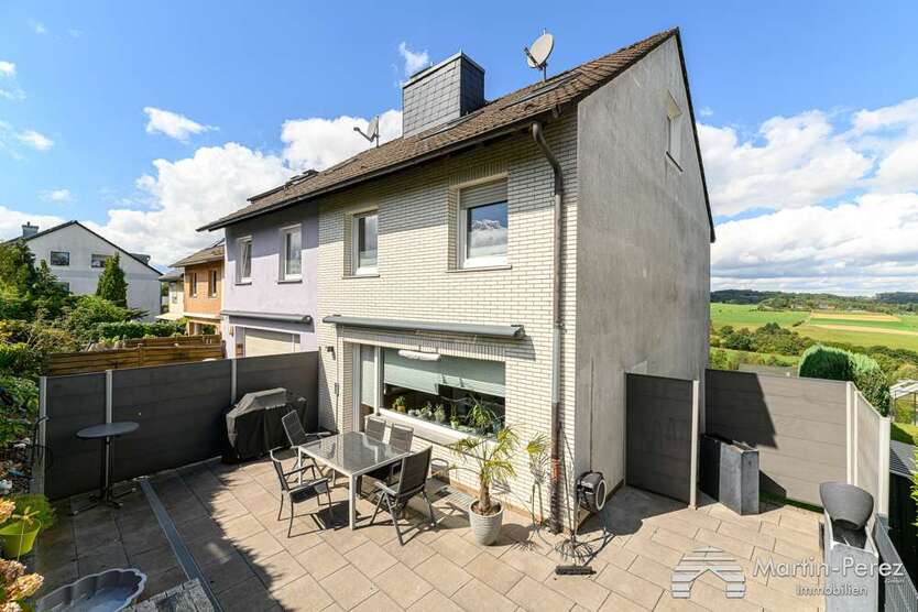 Haus zum Kaufen in Breckerfeld 350.000 € 137 m²