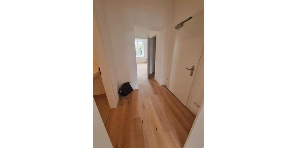 Etagenwohnung Düsseldorf Flingern Süd - 2 Zimmer, 67 m&sup2;, 1.125&euro; | Angebot:24723617