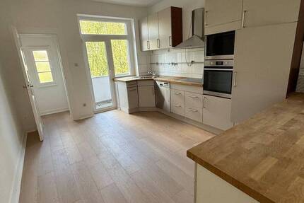 Wohnung Düsseldorf Heerdt - 2 Zimmer, 62 m&sup2;, 1.010&euro; | Angebot:26867628