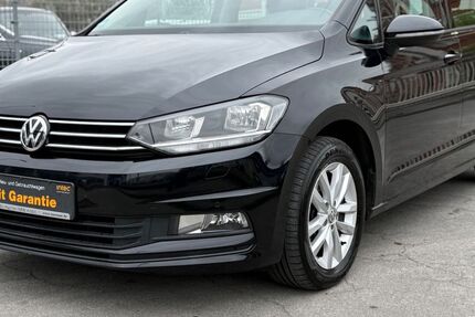 VW Touran 139.000 km 11.700 &euro; Hilden 40721