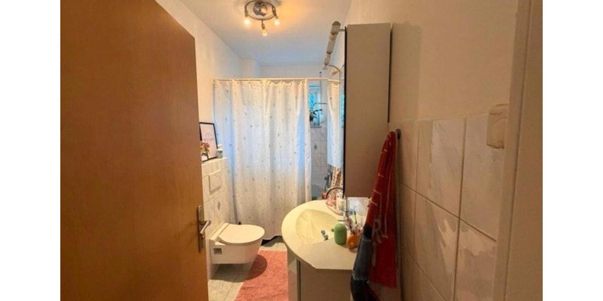 Erdgeschoßwohnung Köln Mülheim - 4 Zimmer, 84 m&sup2;, 300.000&euro; | Angebot:26952187