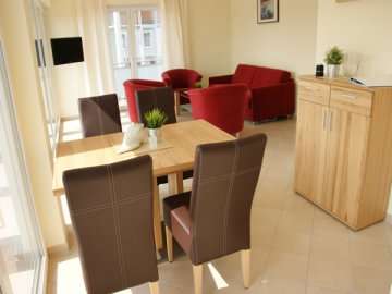 Wohnung zum Kaufen in Düsseldorf 299.000 € 86.97 m²