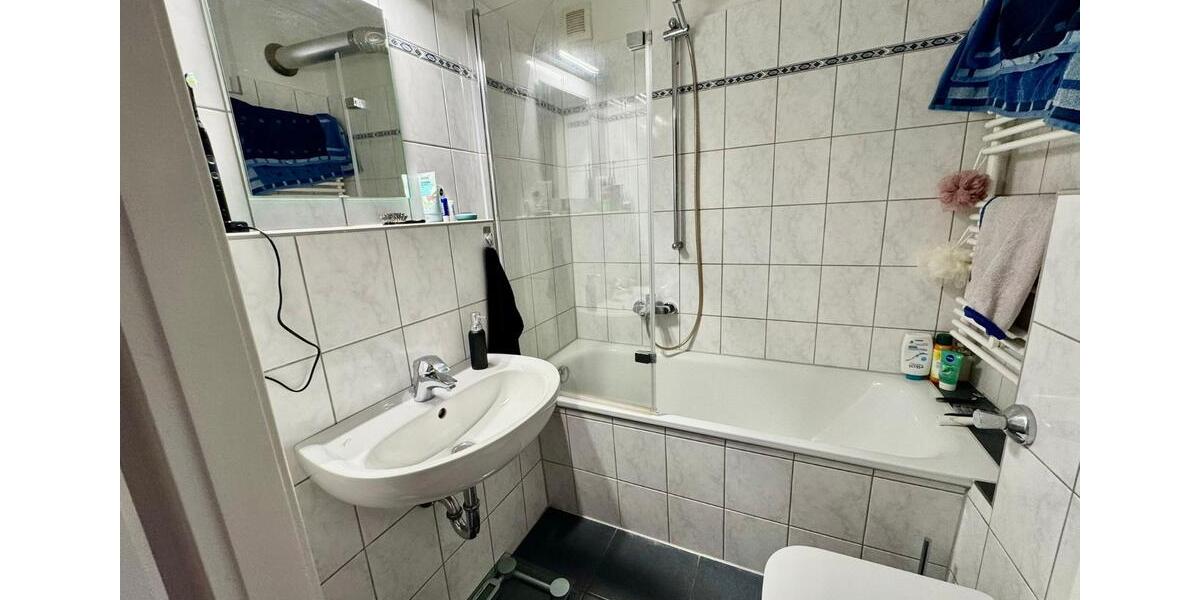 Dachgeschoßwohnung Neuss Furth-Mitte - 2 Zimmer, 48 m&sup2;, 650&euro; | Angebot:25934356