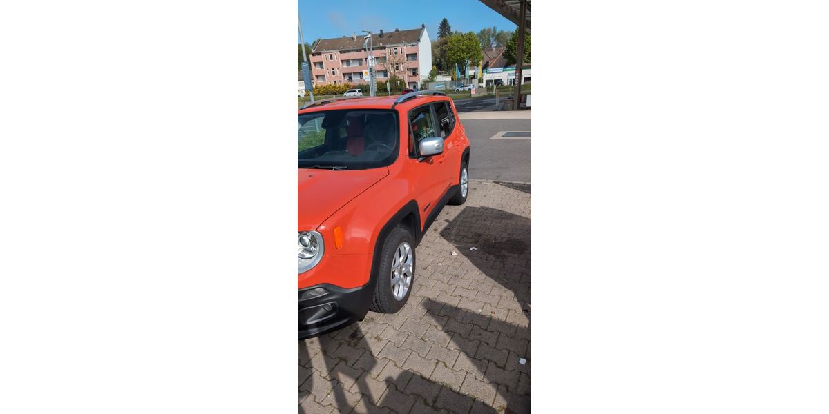 Jeep Renegade 158.000 km 9.900 &euro; Wuppertal 42289