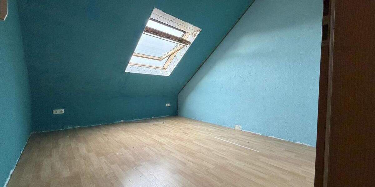 Etagenwohnung Burscheid - 4 Zimmer, 80 m&sup2;, 180.000&euro; | Angebot:24450346