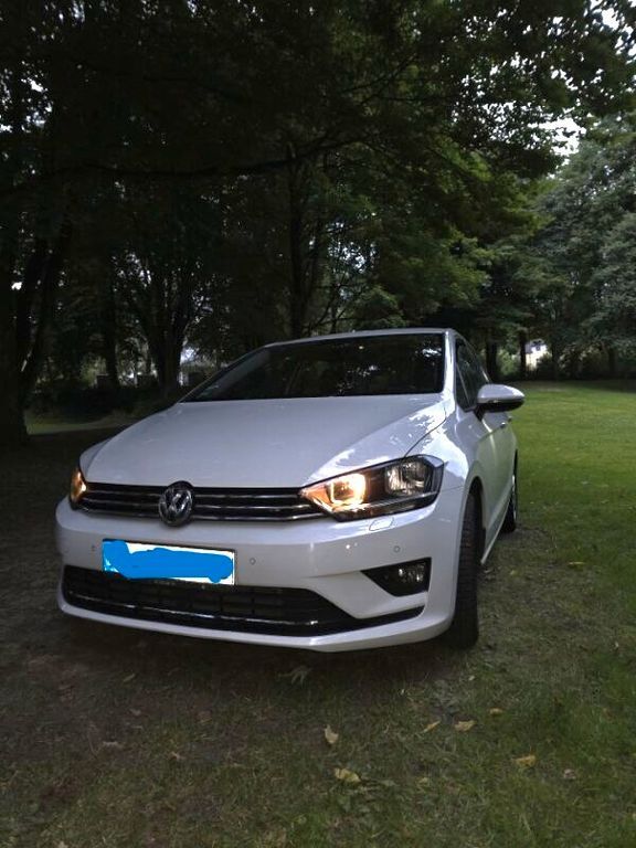 VW Golf Sportsvan 200.006 km 8.800 € Wuppertaler 42105