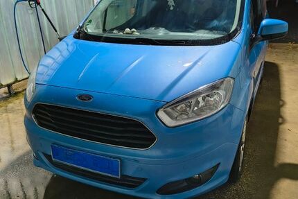 Ford Tourneo Courier 112.800 km 9.000 € Köln 50767