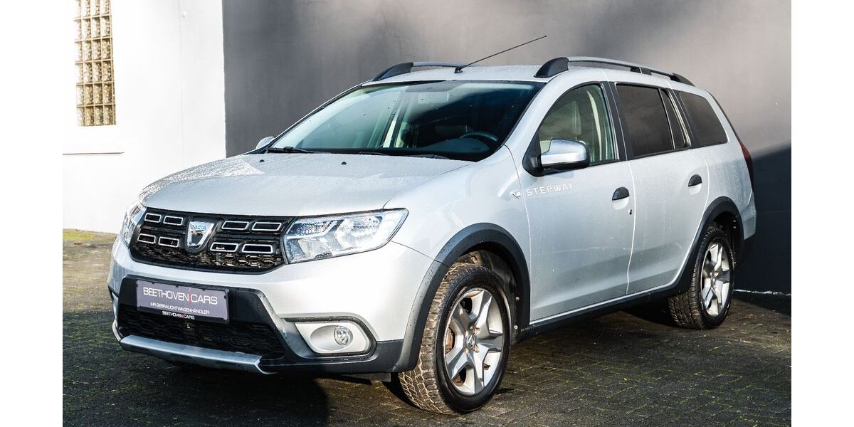 Dacia Logan 26.000 km 11.980 € Solingen 42655