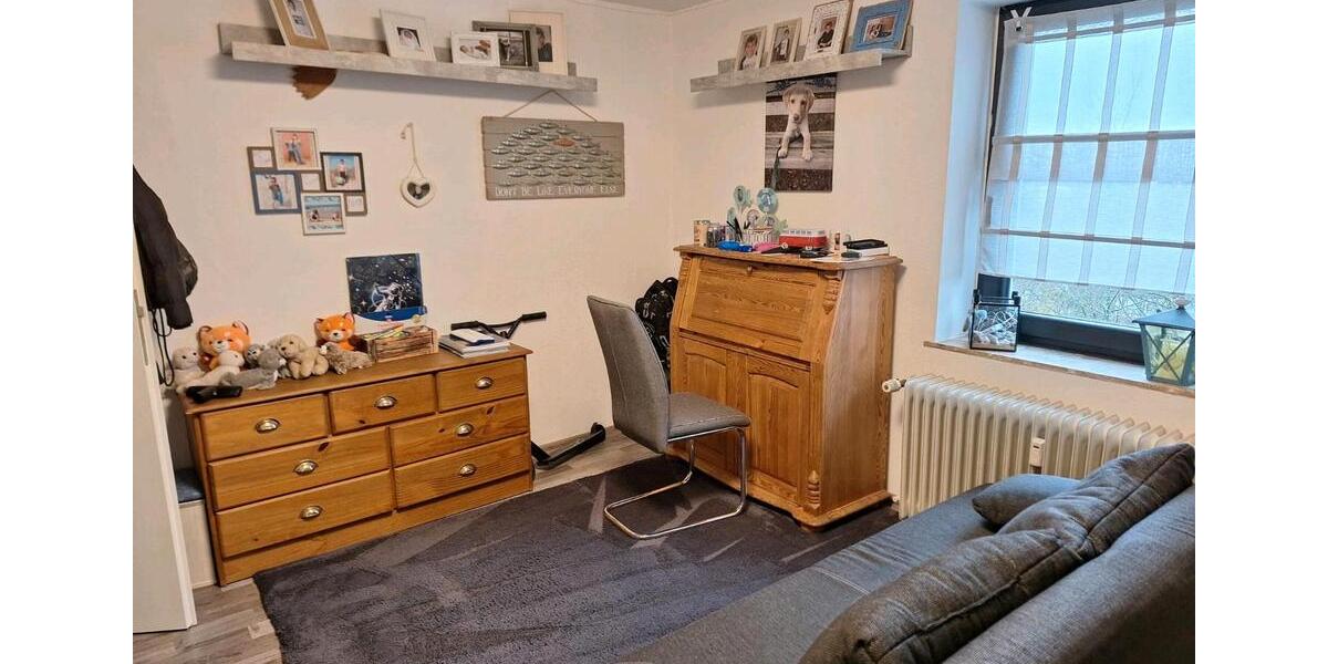 Dachgeschoßwohnung Halver - 3 Zimmer, 75 m&sup2;, 550&euro; | Angebot:26055111