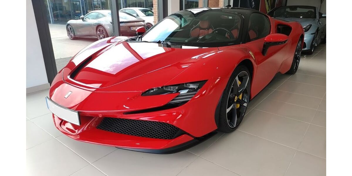 Ferrari SF90 8.000 km 358.000 &euro; Köln 50858