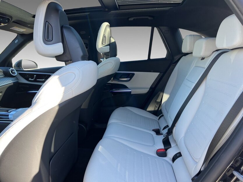 Mercedes-Benz GLC 220 d 4M AMG Pano Leder Memory MBUX 360° 9.229 km 53.500 € Wuppertal 42327