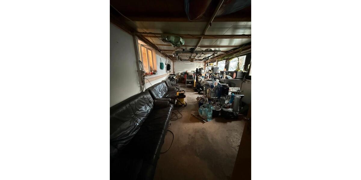 Einfamilienhaus Langenfeld (Rheinland) - 7 Zimmer, 100 m&sup2;, 333.000&euro; | Angebot:26455213
