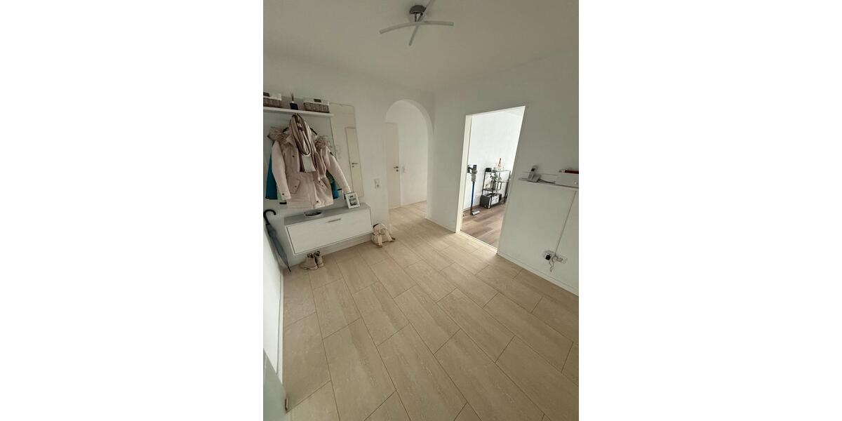 Dachgeschoßwohnung Neuss Allerheiligen - 3 Zimmer, 79 m&sup2;, 285.000&euro; | Angebot:26691729