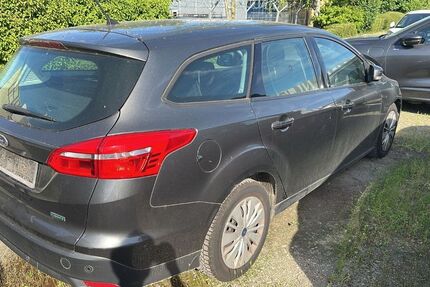 Ford Focus 130.000 km 2.900 &euro; Pulheim 50259