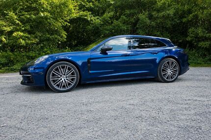 Porsche Panamera 101.000 km 59.850 &euro; Köln 51107