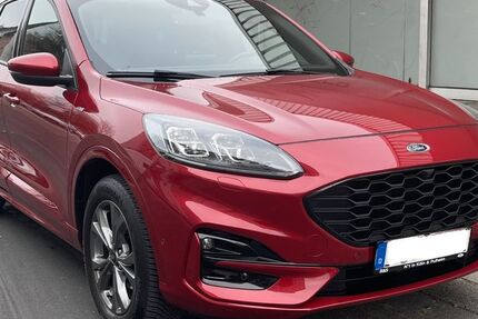 Ford Kuga 29.000 km 18.800 &euro; Köln 51105