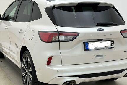 Ford Kuga 101.000 km 23.900 € Mettmann 40822