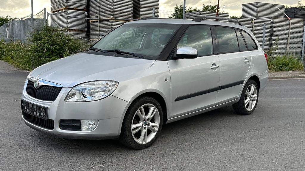 Skoda Fabia 207.000 km 2.900 &euro; Neuss 41460