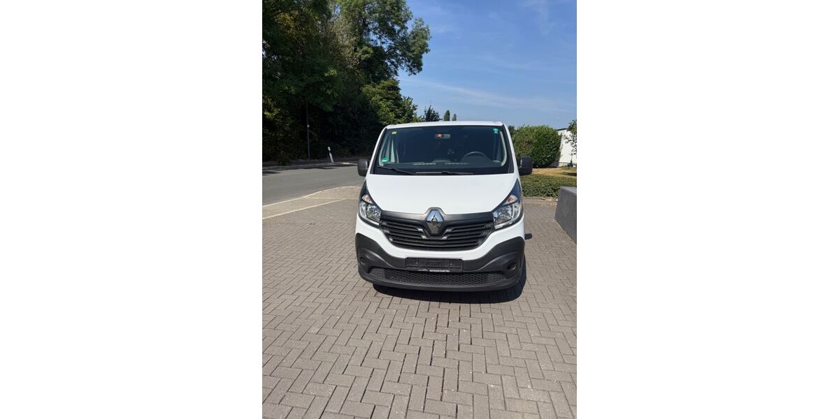 Renault Trafic 179.860 km 10.800 &euro; Langenfeld 40764