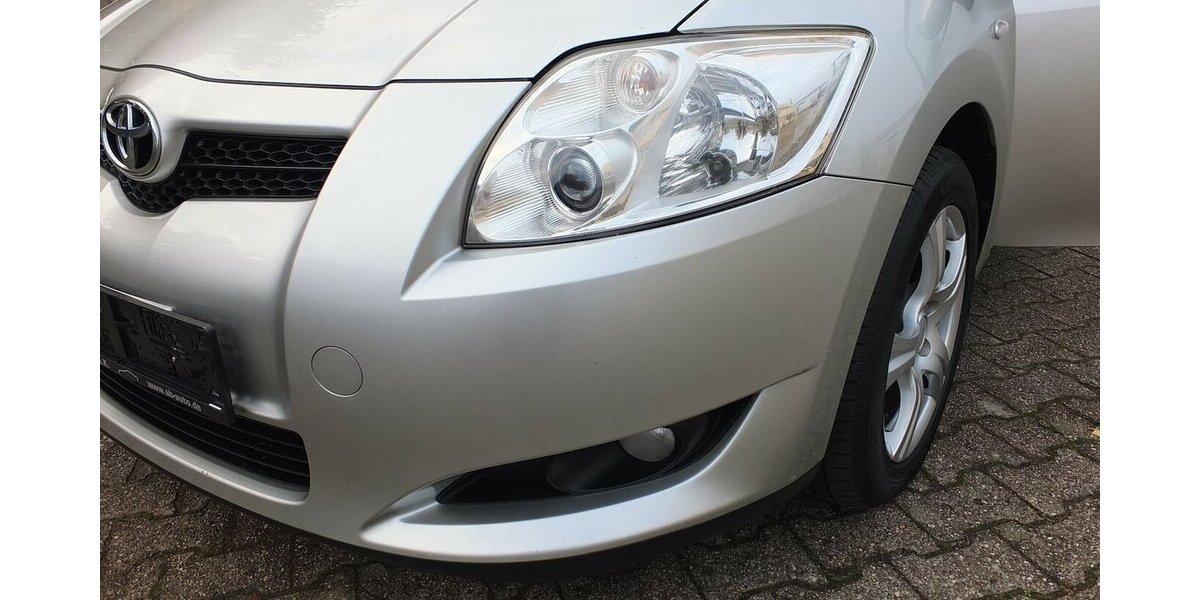 Toyota Auris 1.6i BLACK WEEK 25: SOL ALLE INSPEKTIONEN GA 174.885 km 4.908 € Köln 50858