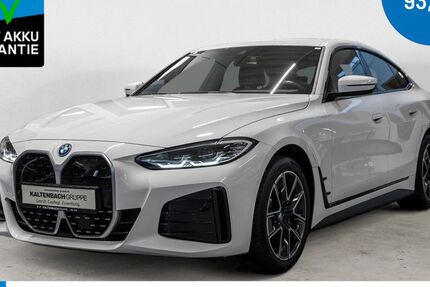 BMW i4 40.616 km 33.890 &euro; Remscheid 42897