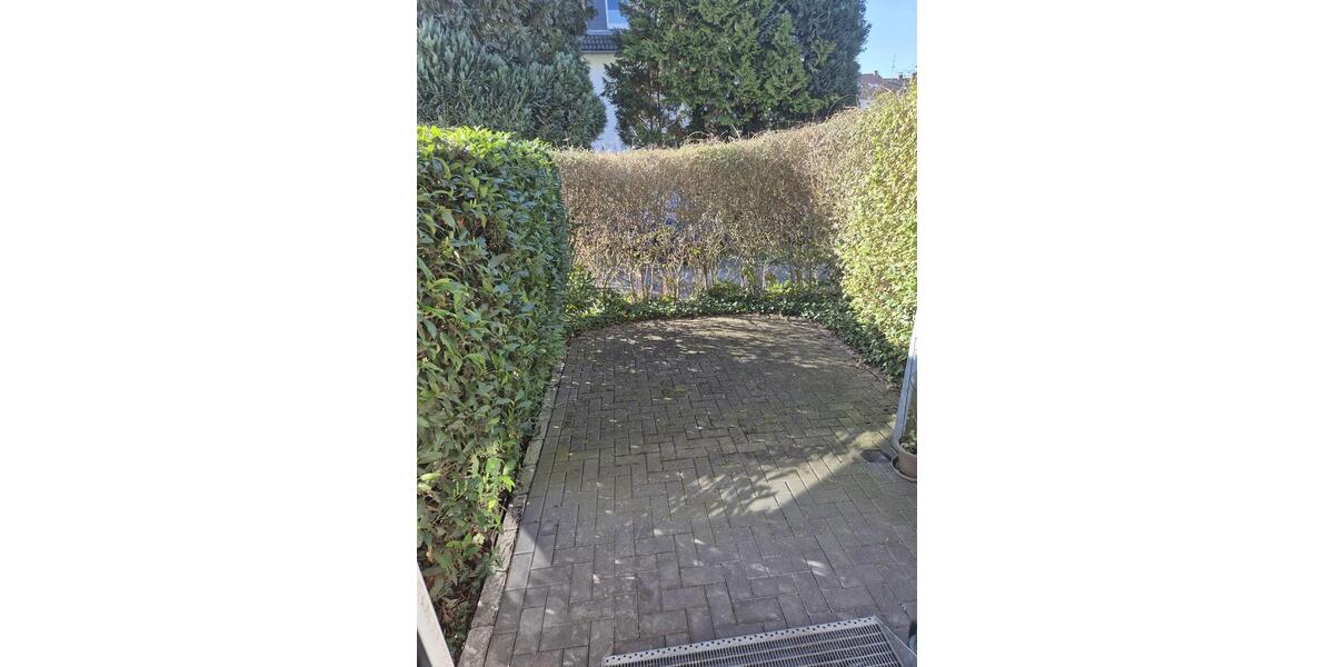 Erdgeschoßwohnung Bergisch Gladbach Alt-Frankenforst - 2 Zimmer, 52 m&sup2;, 689&euro; | Angebot:25784520