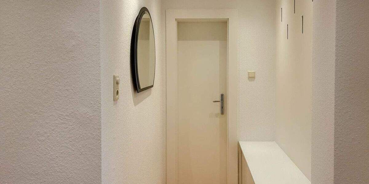 Etagenwohnung Düsseldorf Düsseltal - 3 Zimmer, 121 m&sup2;, 1.940&euro; | Angebot:24762409
