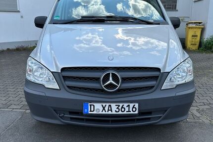Mercedes-Benz Vito 332.468 km 9.499 &euro; Dusseldorf 40229