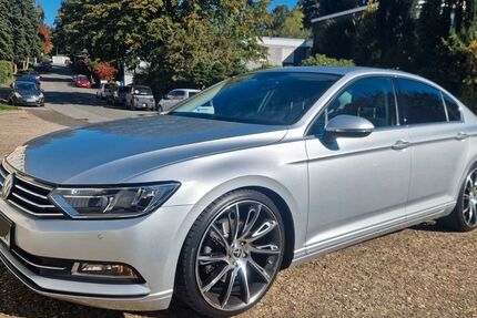 VW Passat 112.000 km 12.799 &euro; Solingen 42651