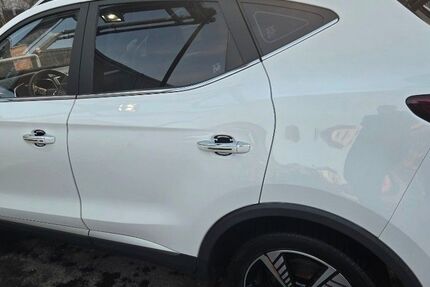 MG ZS 26.000 km 18.100 &euro; Köln 50828