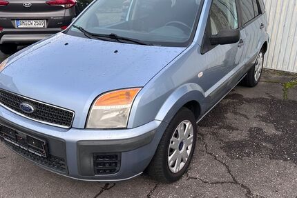 Ford Fusion 78.500 km 3.250 &euro; Pulheim 50259