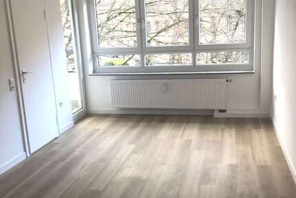 Wohnung Köln Altstadt-Süd - 1 Zimmer, 25 m&sup2;, 570&euro; | Angebot:26640489
