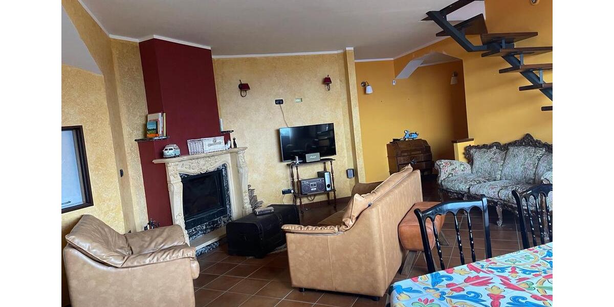 Einfamilienhaus Köln Heimersdorf - 7 Zimmer, 240 m&sup2;, 390.000&euro; | Angebot:26940595