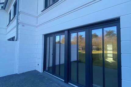 Haus zum Kaufen in Dormagen 737.400 € 145 m² 6 zimmer