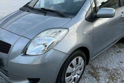 Toyota Yaris 187.255 km 2.750 € Wuppertal 42327