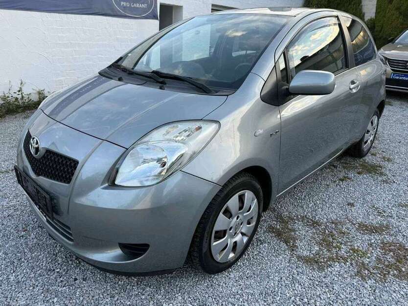 Toyota Yaris 187.255 km 2.750 € Wuppertal 42327