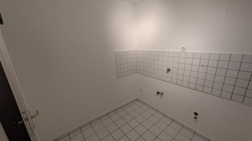Erdgeschoßwohnung Düsseldorf Stadtbezirk 8 - 1.5 Zimmer, 44 m&sup2;, 160.000&euro; | Angebot:27630523