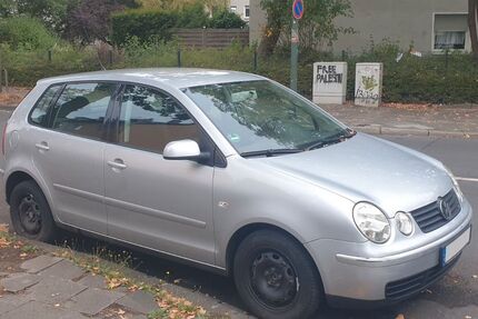 VW Polo 133.116 km 3.850 &euro; Düsseldorf 40231