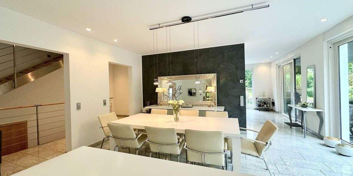 Mehrfamilienhaus, Wohnhaus Düsseldorf Garath - 1 Zimmer, 350 m&sup2;, 1.690.000&euro; | Angebot:24873714