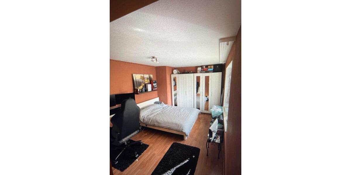 Mehrfamilienhaus, Wohnhaus Radevormwald - 6 Zimmer, 155 m&sup2;, 149.000&euro; | Angebot:26504735