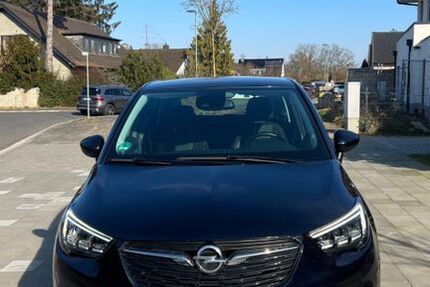 Opel Crossland (X) 88.019 km 10.500 &euro; Düsseldorf 40595