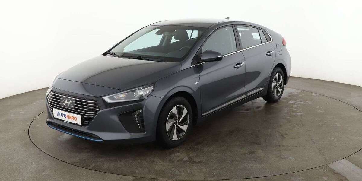 Hyundai IONIQ 46.639 km 16.390 &euro; Köln 50739