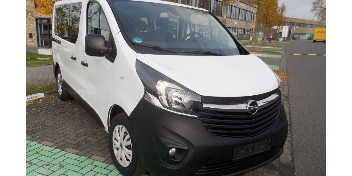 Opel Vivaro 177.000 km 13.300 &euro; Düsseldorf 40233
