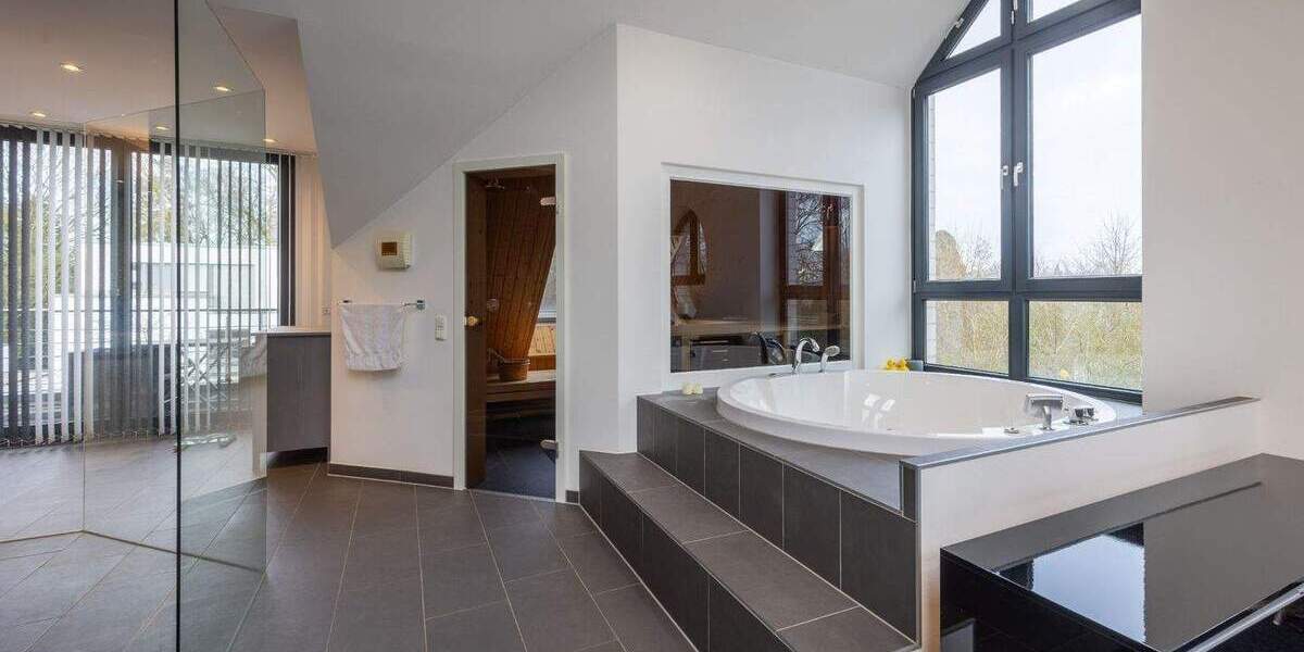 Doppelhaushälfte Neuss Gnadental - 7 Zimmer, 218 m&sup2;, 1.370.000&euro; | Angebot:23950789