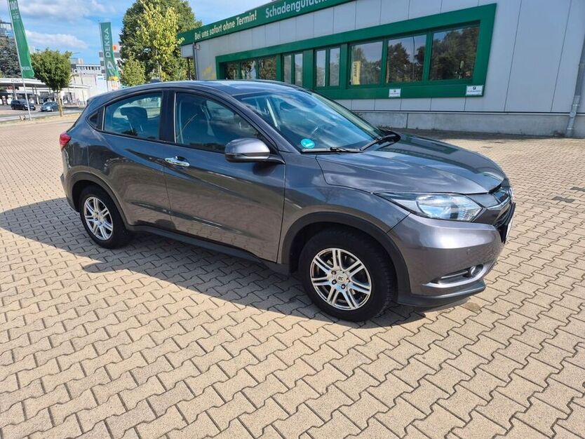 HR-V